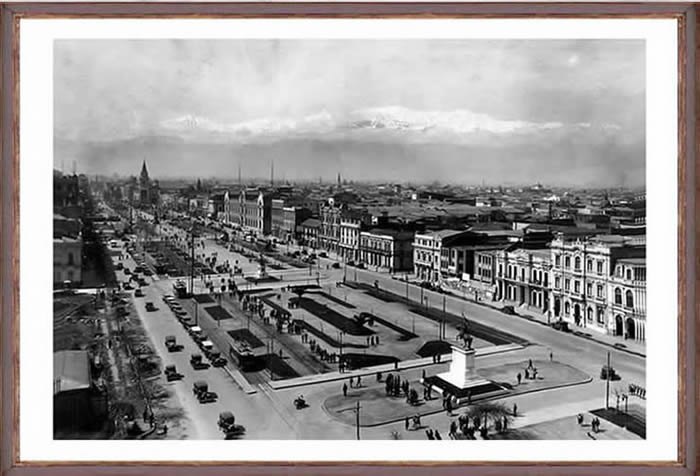 Avenida principal de Santiago.