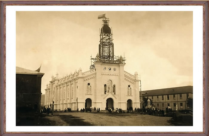 Templo en reparación.